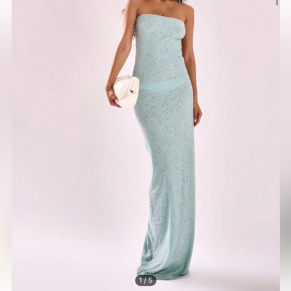 Strapless and Backless MUSERA dress